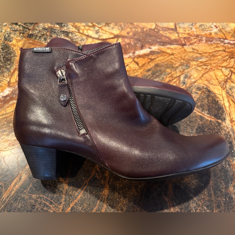 Mephisto Burgundy Leather Ankle Boots with Premium Comfort